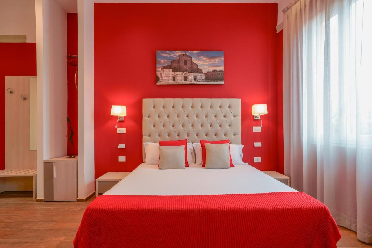 Bed and Breakfast Attico Di Via D'Azeglio à Bologne Extérieur photo