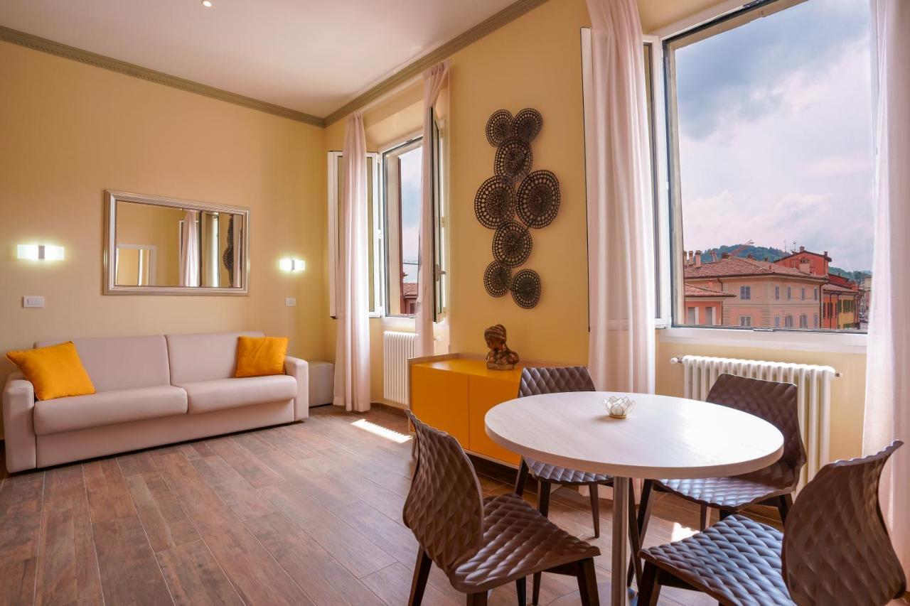 Bed and Breakfast Attico Di Via D'Azeglio à Bologne Extérieur photo