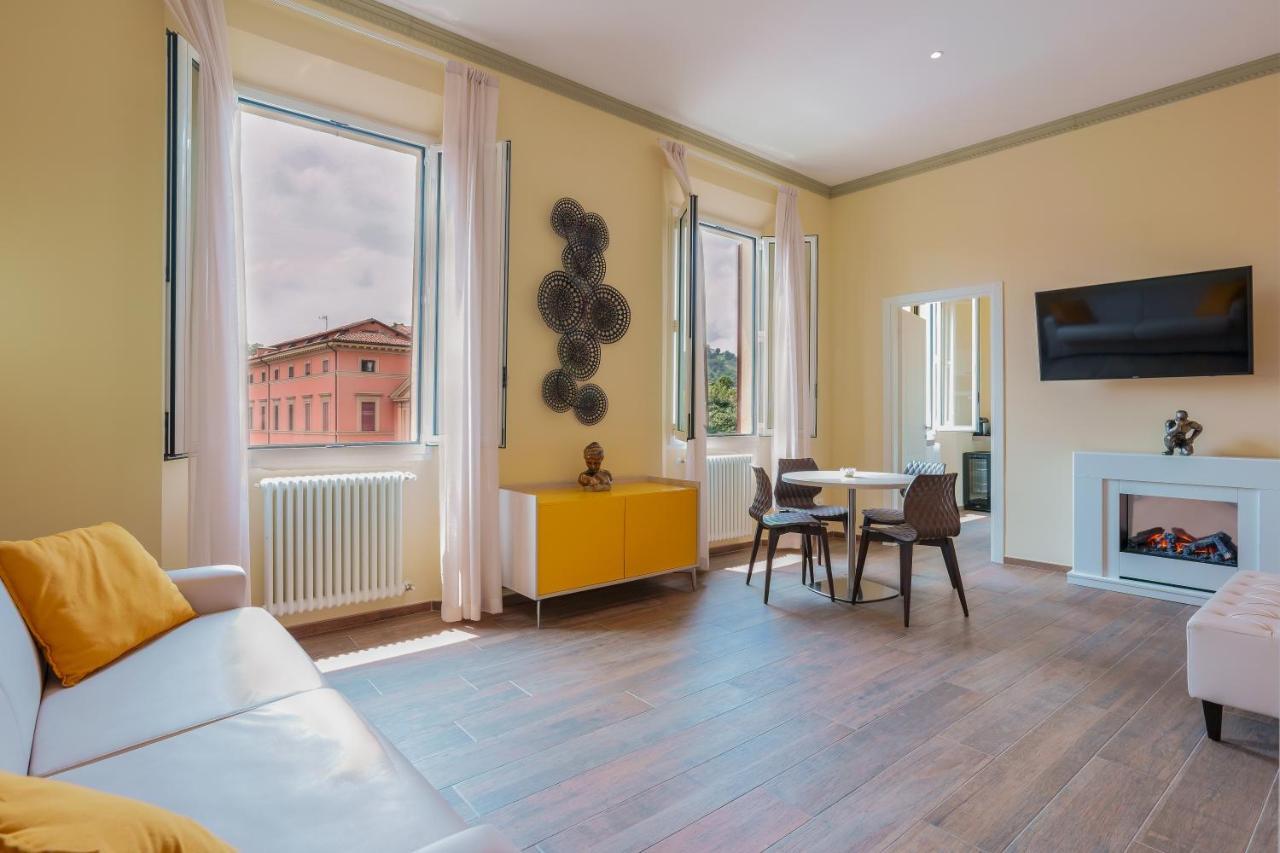 Bed and Breakfast Attico Di Via D'Azeglio à Bologne Extérieur photo